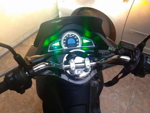 Imagem 5 de 8 de Honda Dlx