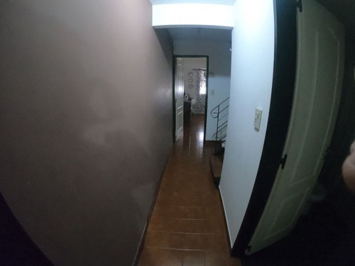 Imagen 10 de 11 de Triplex En Venta En Villa Luzuriaga