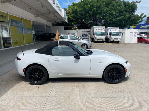 Imagen 6 de 12 de Mazda Mx-5 2016 2.0 Sport Mt