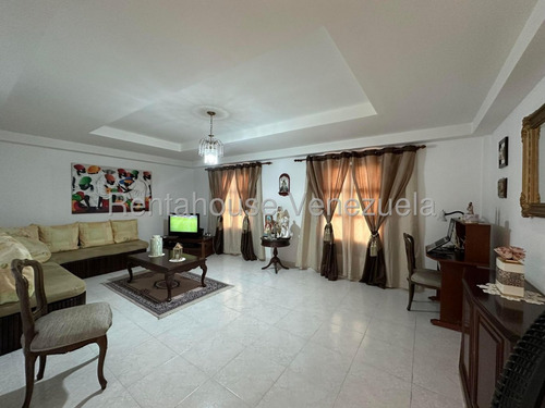 Casa En Alquiler Prados Del Este Mls#25-22087