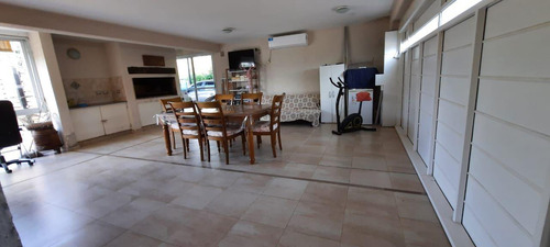 Venta Casa En Los Mimbres - 3 Dormitorios