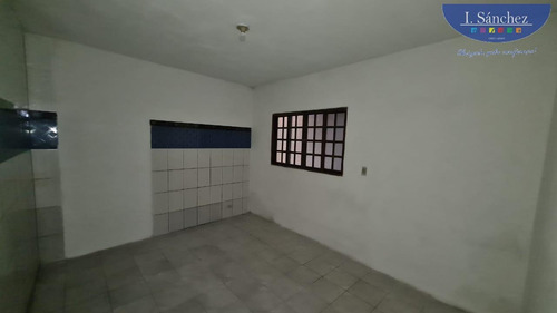 Imagem 4 de 11 de Casa / Apartamento Para Locação Em Itaquaquecetuba, Jardim Luciana, 1 Dormitório, 1 Banheiro, 1 Vaga - 210511e_1-1891681