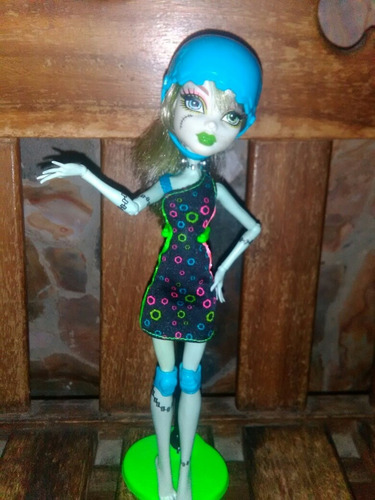 Imagen 3 de 7 de Set 03 Muñecas Monter High