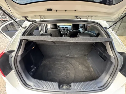 Kia Rio Spice Ub Ex - Version Full 2012