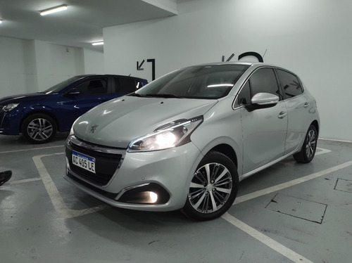 Imagen 14 de 25 de Peugeot 208 Feline Mt 1.6