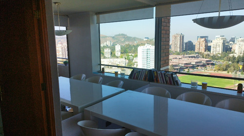 Departamento En Inmejorqable Ubicacion En Las Condes