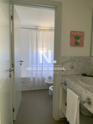 Lindo Apartamento En Edificio Rinconada Del Mar, Punta Ballena