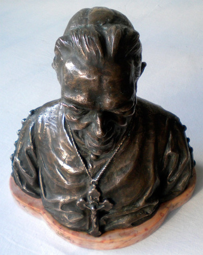 Escultura Busto Padre Chico Bronze Assinada Peso 5 K ..
