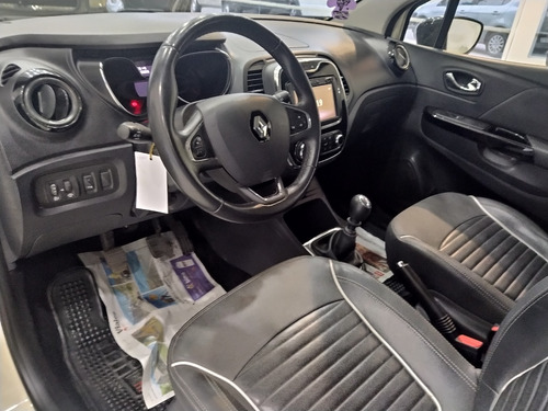Imagen 9 de 12 de Renault Captur 2.0 Intens