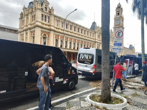 Aluguel De Van , Transporte De Passageiros E Viagens