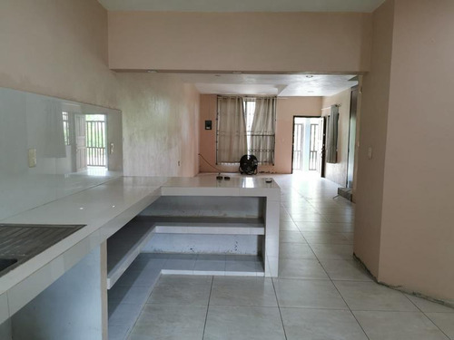 Venta Casa Una Recamara Col. Del Valle Tuxpan Veracruz