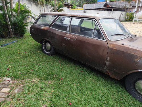 Carro Com Ótima Estrutura Alinhanda