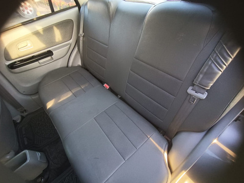 Imagen 12 de 12 de Kia Rio Stykus Ls