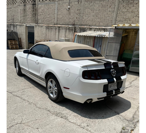 Ford Mustang 3.8 V6 coupe AT