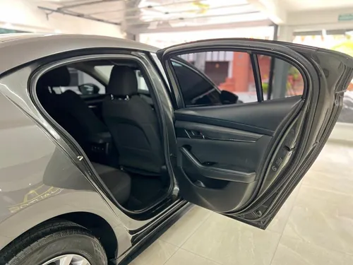 Mazda 3 Touring AT 2.0 2022