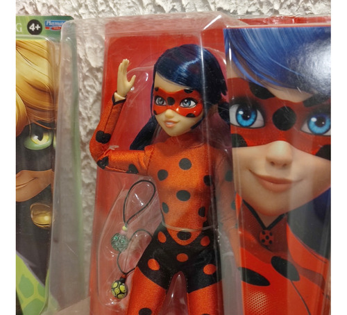 Bandai Miraculous Lady Bug & Cat Noir Fondi Rojo (Usado)