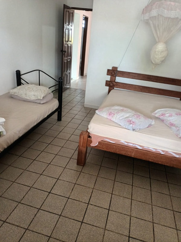 Casa Em Jauá - Sobrado Colonial Com Piscina, Porteira Fechada!