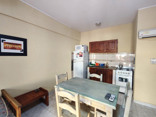 Amplio Monoambiente Con Patio, Frente Al Mar!