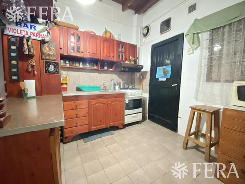 Imagen 6 de 15 de Venta De Casa De 3 Ambientes Con Cochera Y Patio En Wilde (28487)