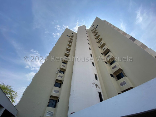 Apartamento En Venta Ubicado En La Urb Valles De Camoruco Excelente Zona Con Planta Electrica Fmp