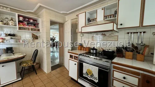 Casas En Venta Mls #25-7625