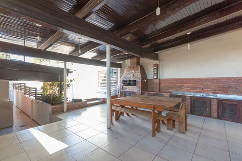 Casa Em Nonoai Com 4 Dormitórios - Lu431988