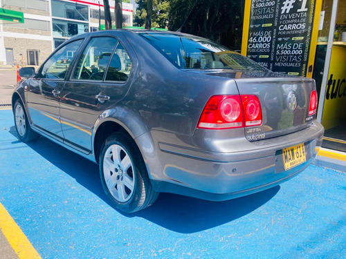 Volkswagen Jetta V 2.0 Trendline