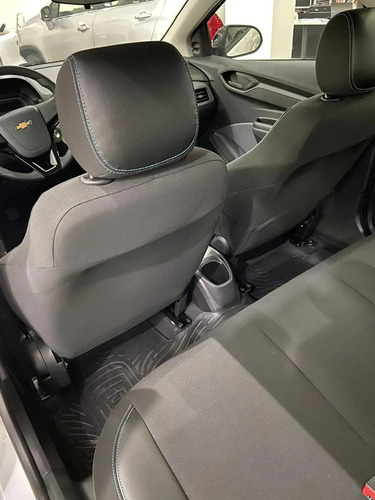 Chevrolet Onix Joy 1.4