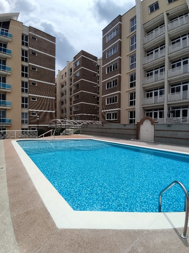 Marias Jose Castro Vende Apartamento En Resd. Titanium Suites Sar-573