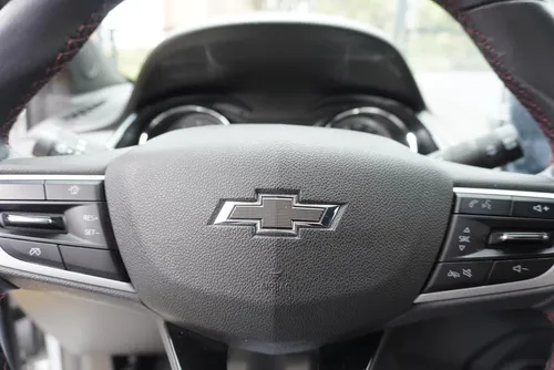 Chevrolet Onix 1.0T Rs Mt
