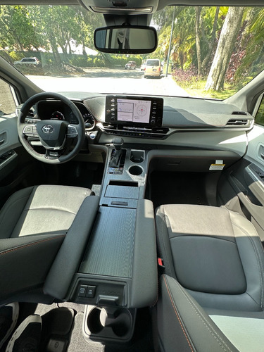 Imagen 8 de 8 de Toyota Sienna Xse 2023