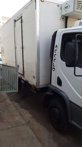 M. Benz Acelo 915 C
