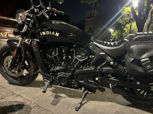 Indian Scout Bobber Sixty Negra