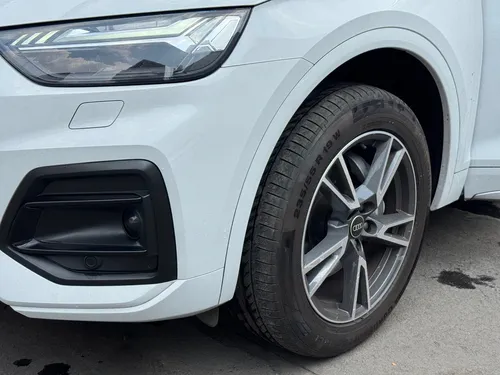 Audi Q5 2.0 L 45 Tfsi Elite Mhev