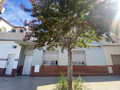 Casa En Venta En Mataderos
