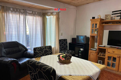Oportunidad!! Casa En Dos Plantas + Local+ Parque!