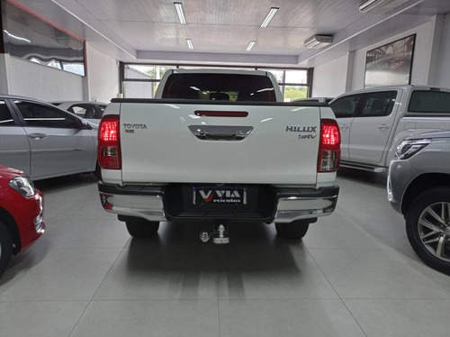 Toyota Hilux 2.7 Srv 4x2 Cd 16v Flex 4p Automático