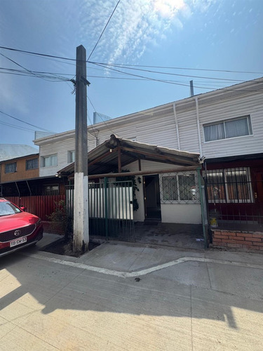 Casa Ampliada Y Regularizada Al Lado De Av. Gabriela