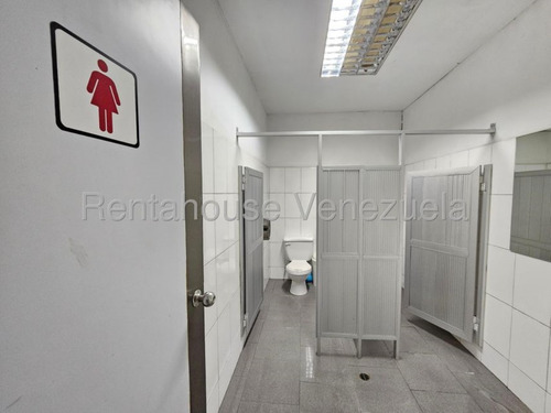 Valeria Chong Local Alquiler Barquisimeto Lara Zona Industrial Comercial Economico Codigo Inmobiliaria Rent-a-house 25-17241