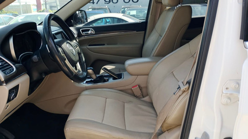 Jeep Grand Cherokee 5.7 Limited Lujo 4x2 Mt