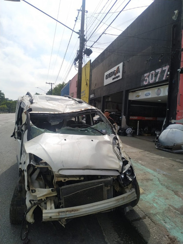Imagem 8 de 10 de Sucata Fiat Doblo Adventure 1.8 16v E-torq Manual Ano 2012