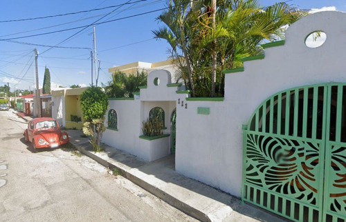 Casa En Venta De Remate Bancario C. 21 Jardines De Miraflores, 97168 Mérida, Yuc. -jcbb2