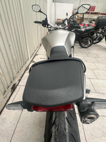 Honda Cb 1000 R 2022 Prata Un Dono Estudo Troca 2736 Km