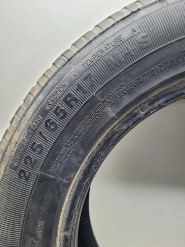 Pneu Ecovision Vi-286 Ht 225/65 R17 M S (Usado)