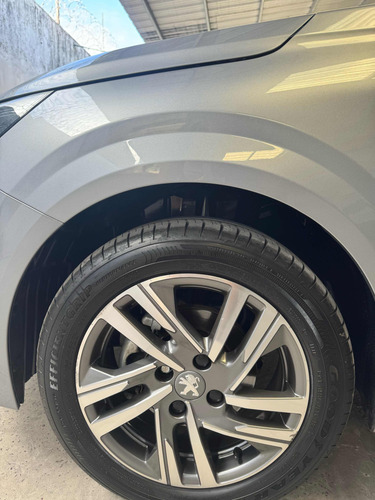 Peugeot 208 1.6l Feline Tiptronic