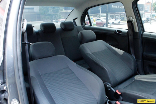 Imagen 17 de 25 de Volkswagen Voyage 1.6 Trendline