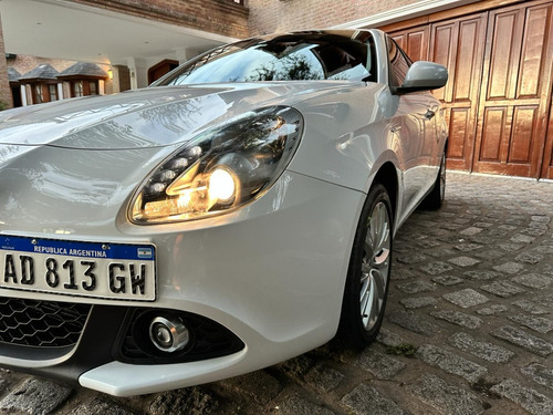 Alfa Romeo Giulietta 1.4 Distinctive 170cv At