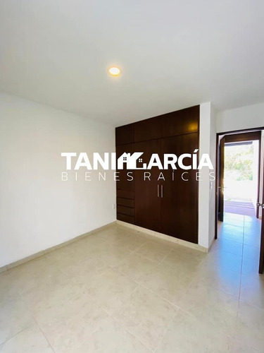 Imagen 7 de 9 de Vendo Casa Moderna Y Nueva En Privada