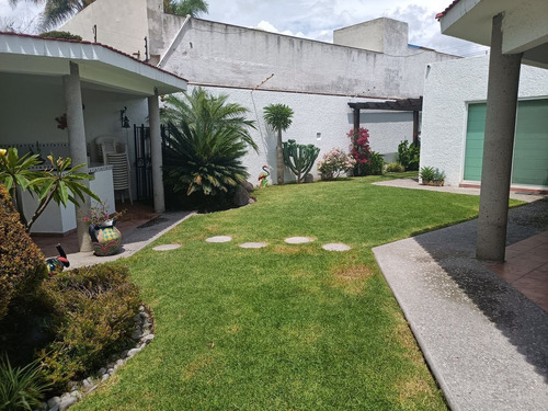 En Renta Casa Estilo Colonial En El Corazón De Juriquilla Y 