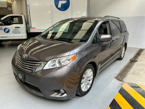 Toyota Sienna 3.5 Xle V6 At